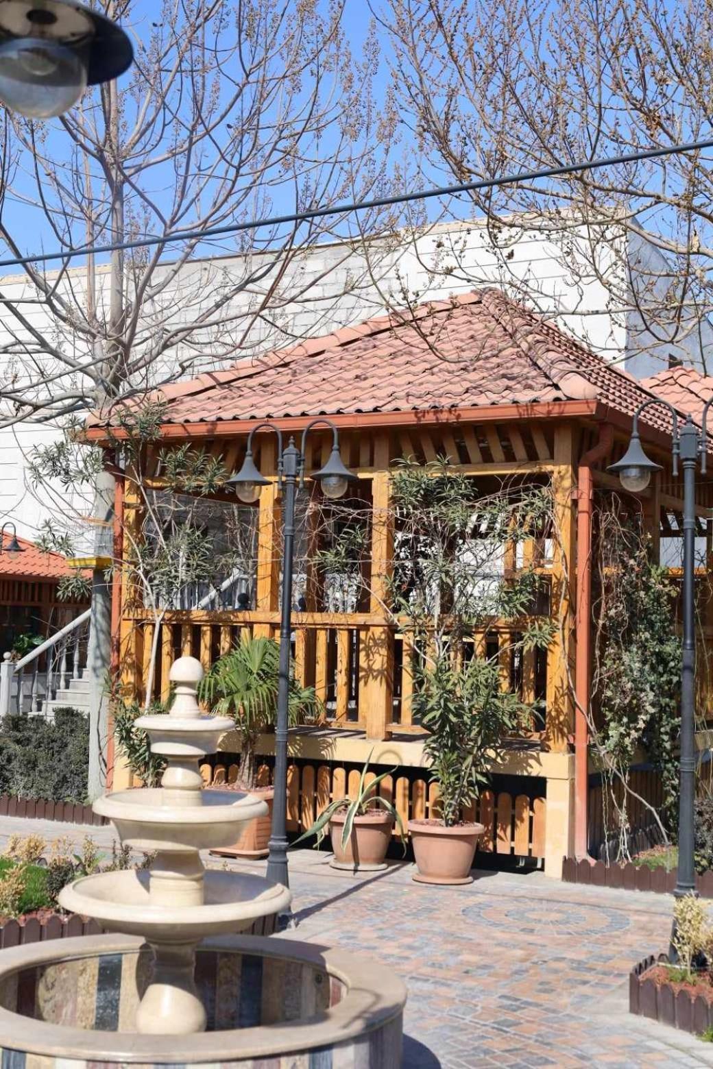 Tnak Hotel Erivan Exterior foto
